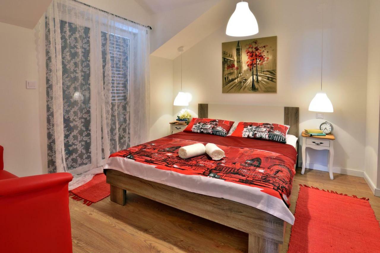 Apartmani Julija 沃迪切 外观 照片