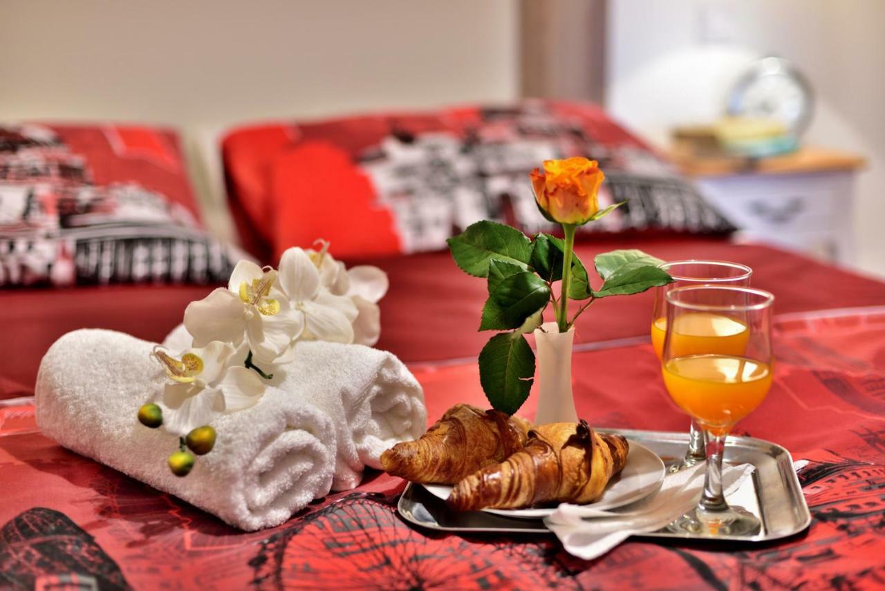 Apartmani Julija 沃迪切 外观 照片